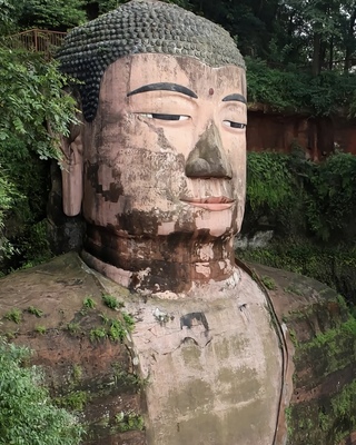 乐山大佛一日游