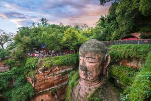 峨眉 乐山二天懒人团